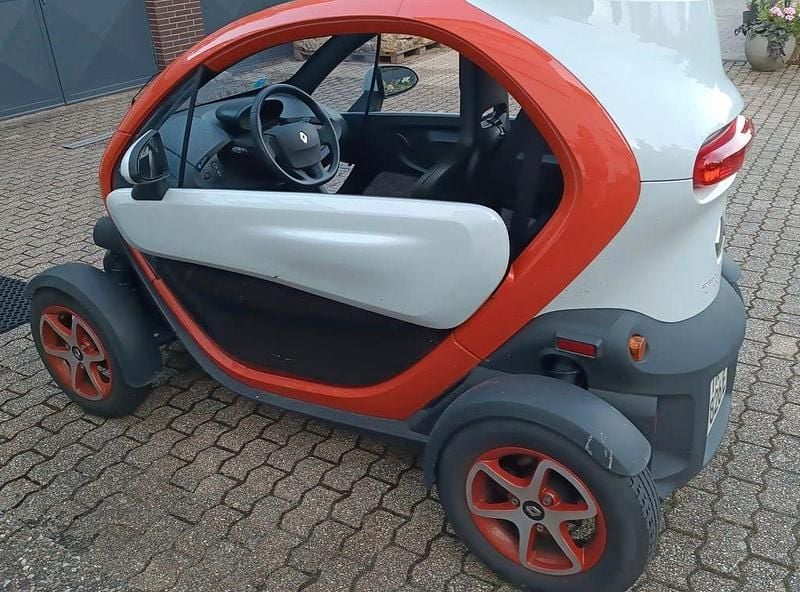 Gebraucht Renault Twizy 13 kW (18 PS) 2022 Weiß Kleinwagen