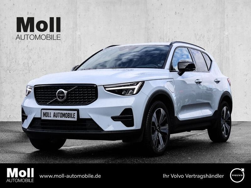 Blau Gebraucht 2023 Volvo XC40 Plus SUV | 38.980 € (Fairer Preis) - Bild 1/4
