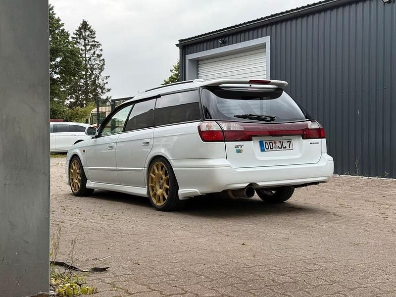Gebraucht Subaru Legacy 280 PS (205 kW) 2000 Weiß Kombi