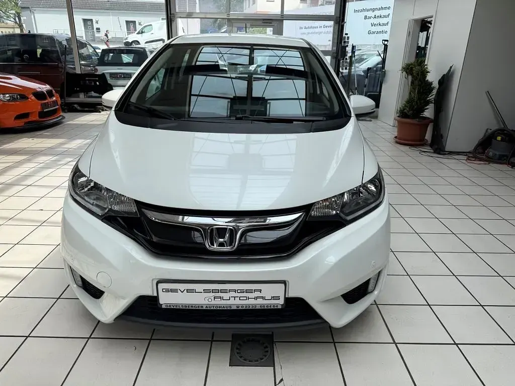 Gebraucht Honda Jazz Comfort 102 PS (75 kW) 2017 Weiß Kleinwagen