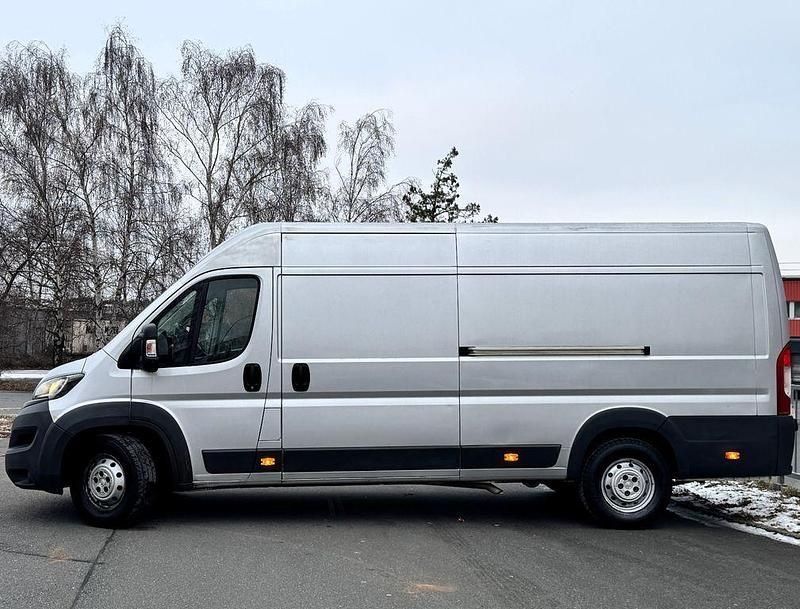Gebraucht Peugeot Boxer 163 PS (119 kW) 2017 Silber Van