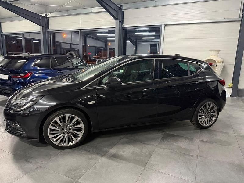 Gebraucht Opel Astra Innovation 160 PS (117 kW) 2016 Schwarz Limousine