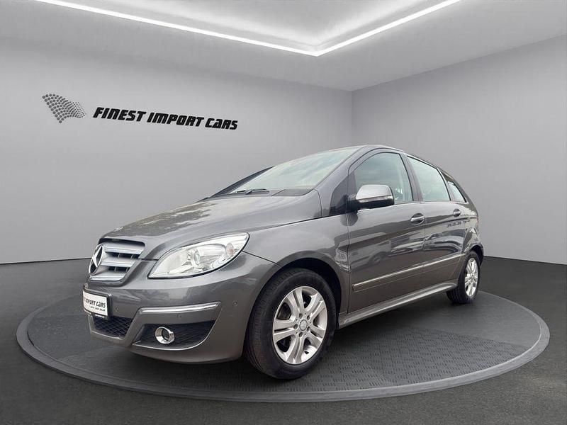 Gebraucht Mercedes B200 136 PS (100 kW) 2008 Grau Van / Kleinbus