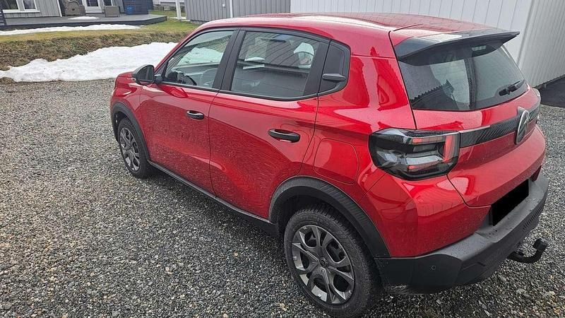 Gebraucht Citroën e-C3 83 kW (113 PS) 2025 Rot Limousine