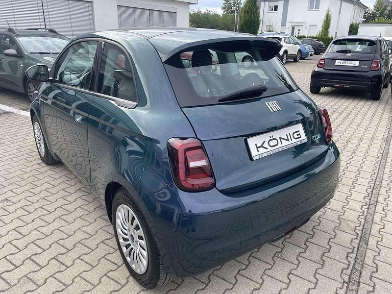 Gebraucht Fiat 500e 86 kW (118 PS) 2023 Grün Kleinwagen