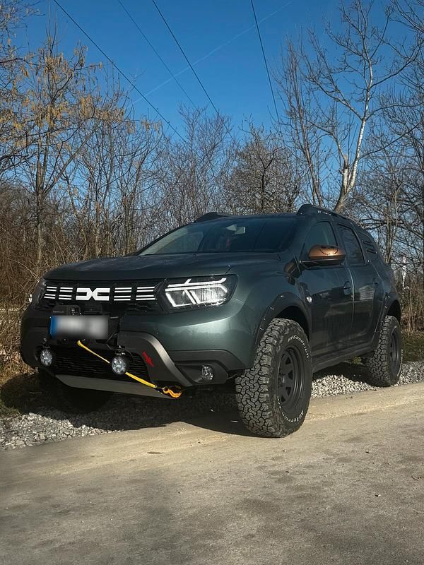 Gebraucht Dacia Duster 115 PS (84 kW) 2023 Grün SUV