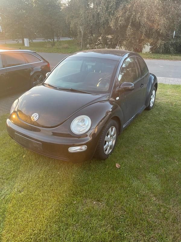 Schwarz Gebraucht 2003 VW Beetle Kleinwagen | 1.450 € (Fairer Preis) - Bild 1/4