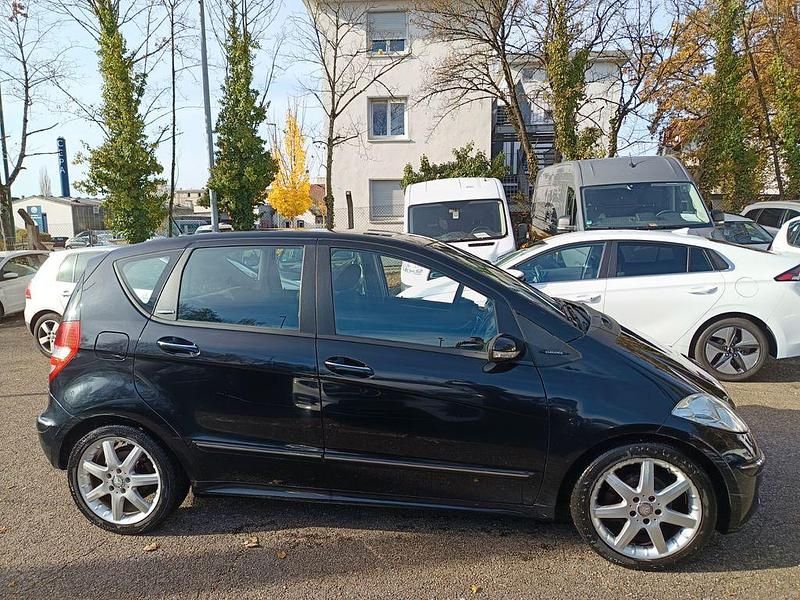 Gebraucht Mercedes A170 116 PS (85 kW) 2008 Kosmosschwarz Limousine