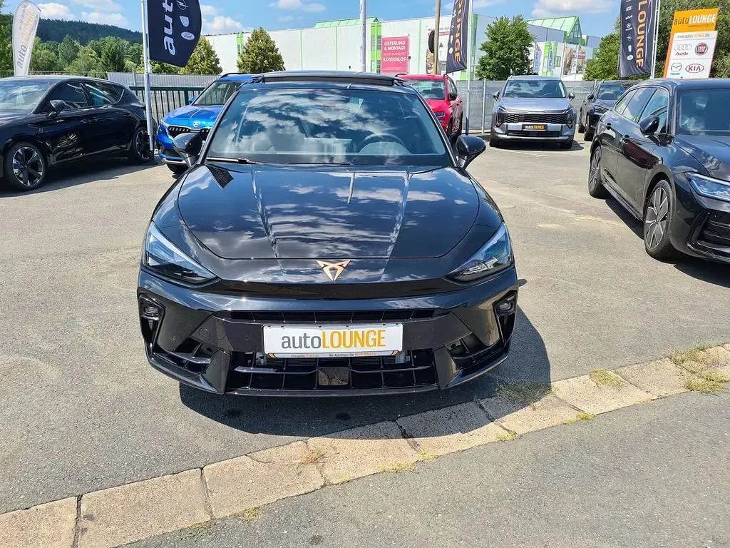 Neu Cupra Leon VZ 300 PS (220 kW) 2026 Schwarz Limousine