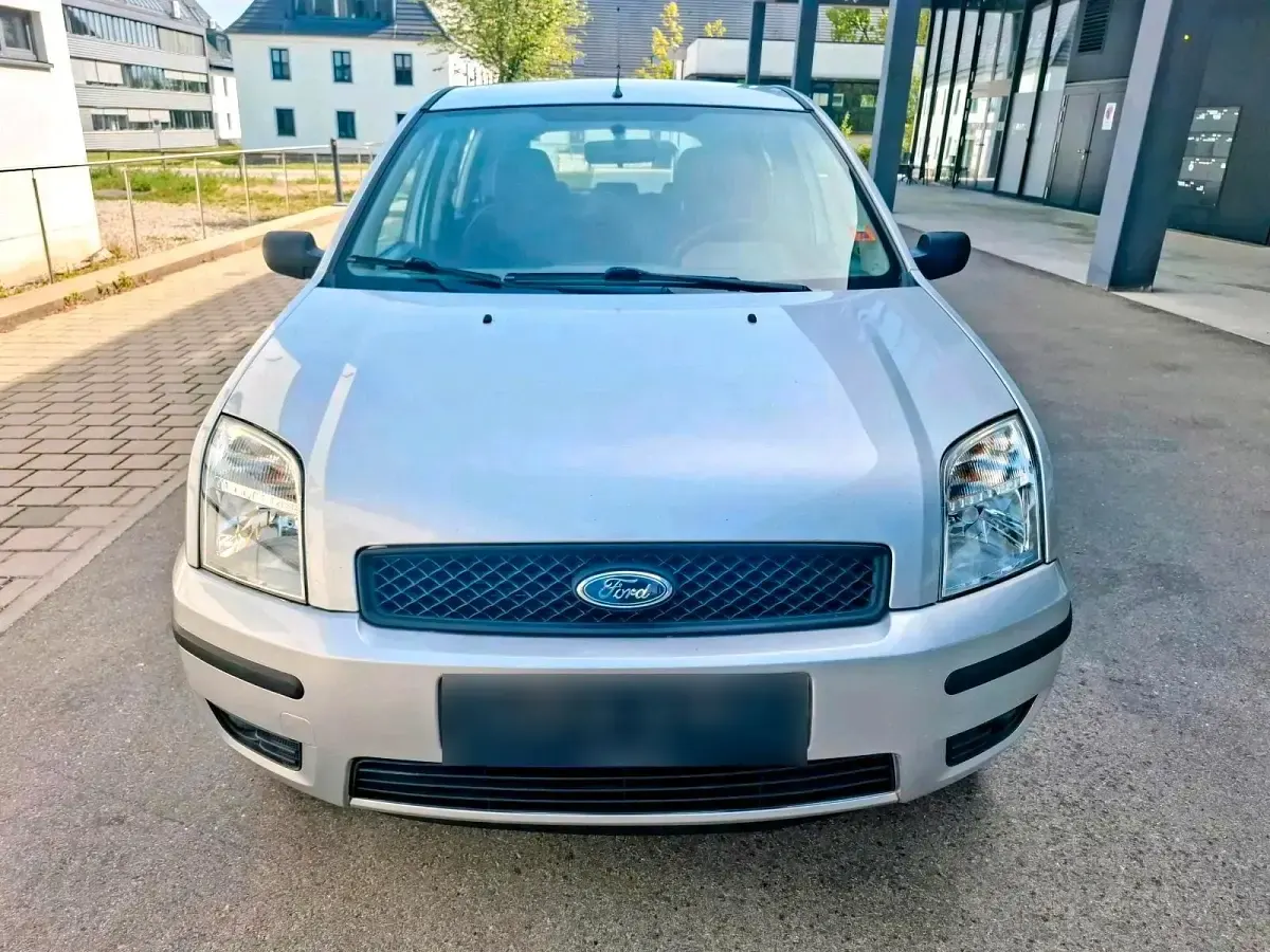 Gebraucht Ford Fusion 100 PS (73 kW) 2003 Silber Kleinwagen