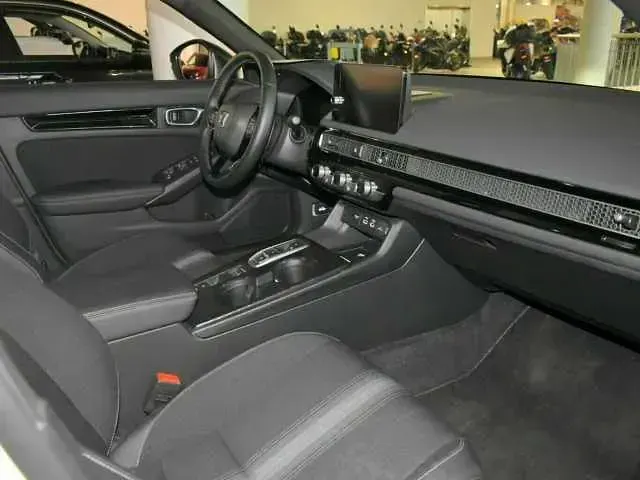 Gebraucht Honda Civic Sport 184 PS (135 kW) 2025 Weiß Limousine
