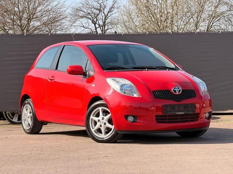 Gebraucht Toyota Yaris Sol 87 PS (63 kW) 2007 Rot Kleinwagen