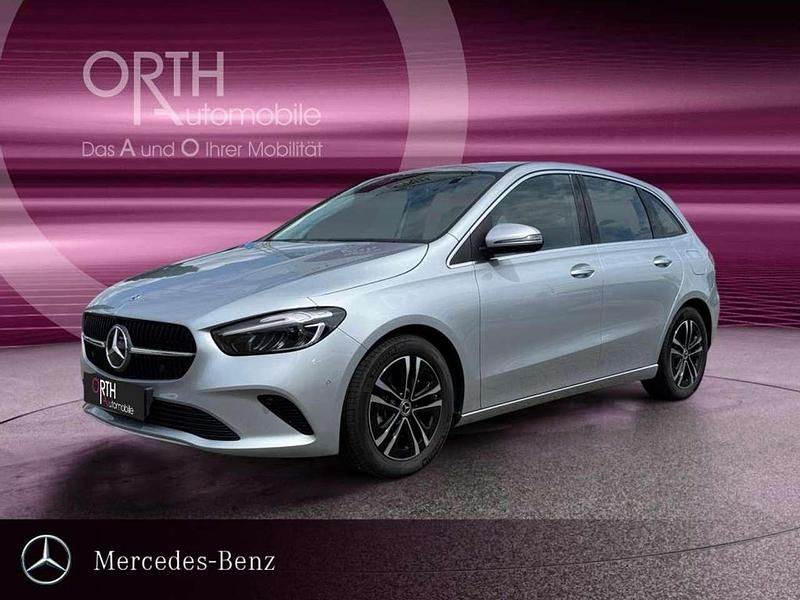 Gebraucht Mercedes B180 Progressive 136 PS (100 kW) 2024 Metalliclack hightechsilber Van / Kleinbus