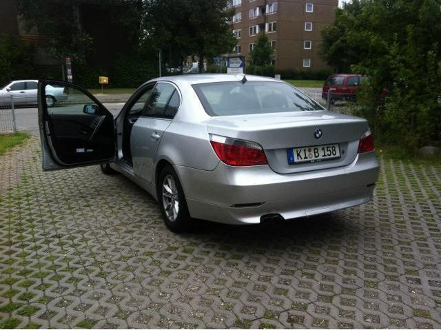 Gebraucht BMW 525 241 PS (177 kW) 2004 Silber metallic Limousine