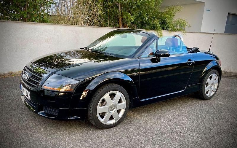 Schwarz Gebraucht 2001 Audi TT Roadster Sport Cabrio | 9.900 € - Bild 1/4