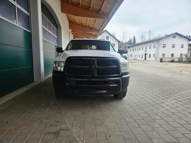 Gebraucht Dodge Ram 411 PS (302 kW) 2017 Weiß Pickup