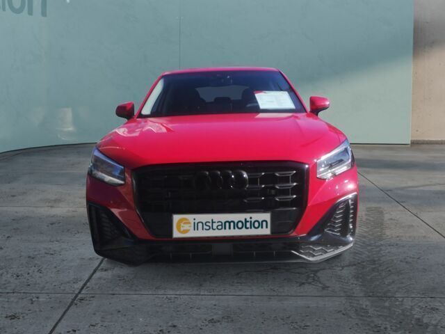 Gebraucht Audi Q2 150 PS (110 kW) 2024 Rot SUV