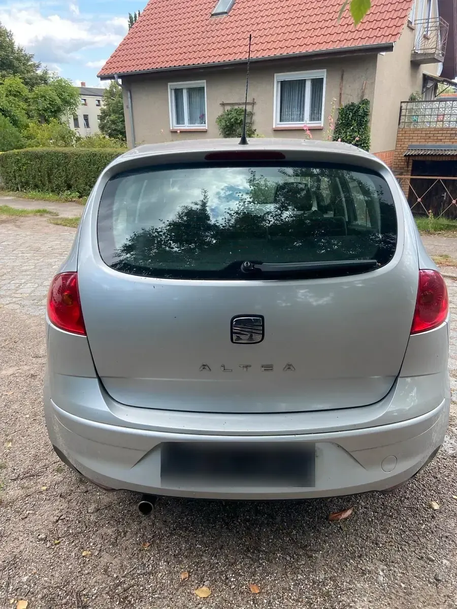 Gebraucht Seat Altea 105 PS (77 kW) 2004 Silber Van / Kleinbus
