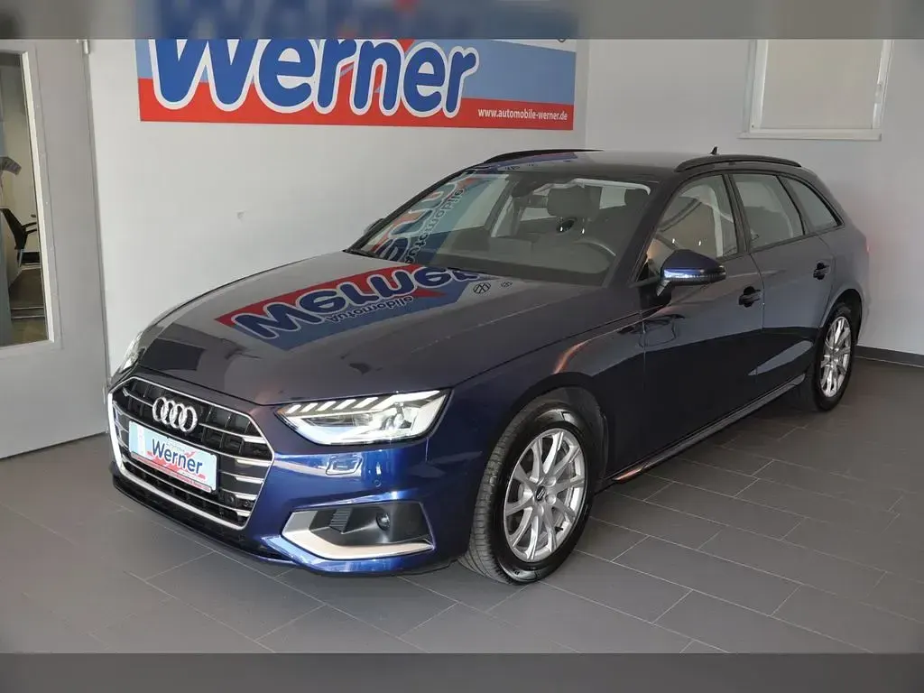 Gebraucht Audi A4 Advanced Plus 163 PS (119 kW) 2020 Navarrablau metallic Kombi