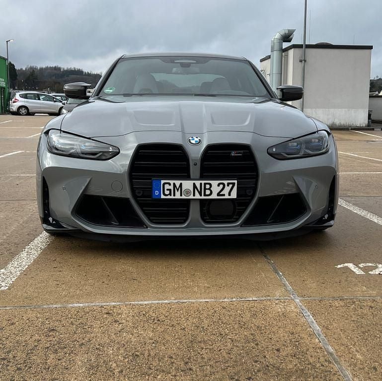 Grau Gebraucht 2021 BMW M3 Efficient Dynamics Limousine | 70.800 € - Bild 1/4