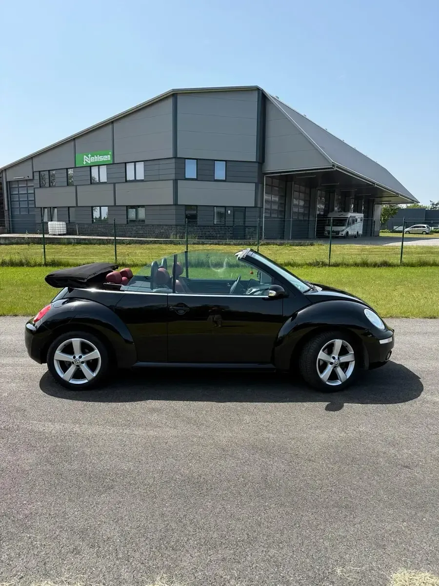 Gebraucht VW New Beetle 150 PS (110 kW) 2007 Schwarz Kleinwagen