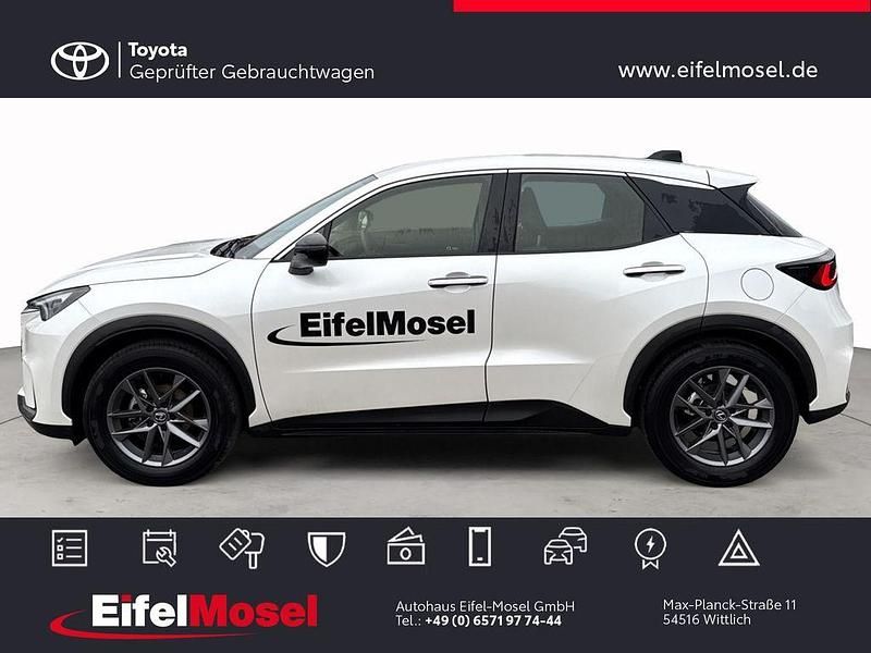 Gebraucht Lexus LBX 136 PS (100 kW) 2025 Weiß SUV