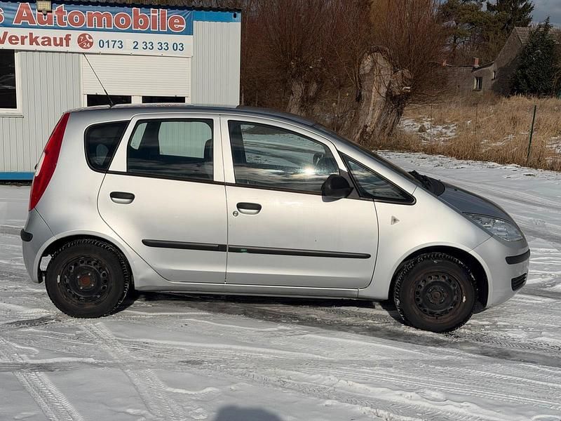 Gebraucht Mitsubishi Colt 95 PS (69 kW) 2006 Silber Kleinwagen