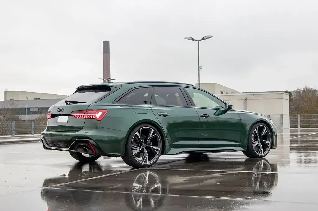 Gebraucht Audi RS6 Sport 600 PS (441 kW) 2024 Grün Kombi