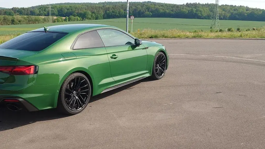 Gebraucht Audi RS5 Sport 450 PS (330 kW) 2020 Grün Coupé