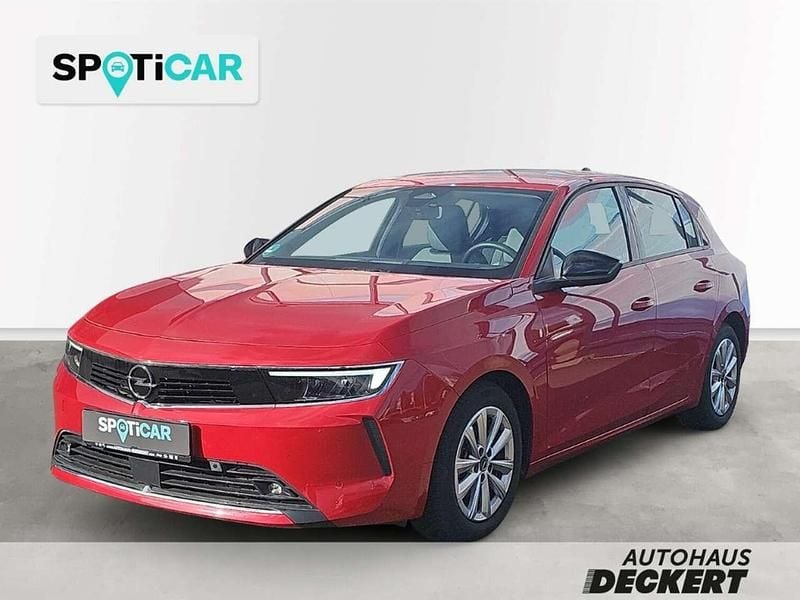 Rot Gebraucht 2022 Opel Astra Edition Limousine | 16.990 € (Guter Preis) - Bild 1/4