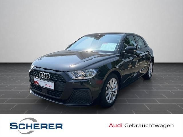 Mythosschwarz metallic Gebraucht 2020 Audi A1 Sportback Design Kleinwagen | 23.290 € (Fairer Preis) - Bild 1/4