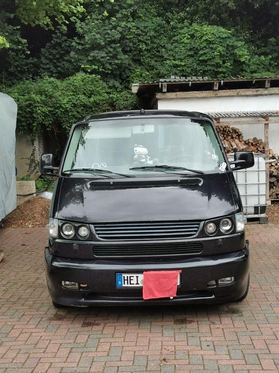 Schwarz Gebraucht 2000 VW T4 Highline Van | 7.500 € - Bild 1/4