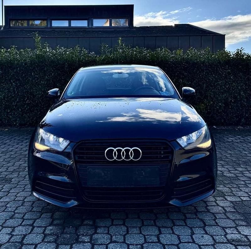Second-hand Audi A1 122 CP (89 kW) 2011 Negru Hatchback