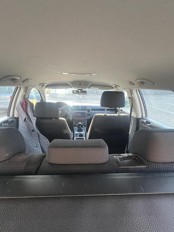 Gebraucht VW Passat 105 PS (77 kW) 2005 Silber Kombi