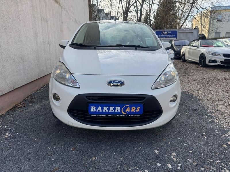Gebraucht Ford Ka Titanium 69 PS (50 kW) 2011 Weiß Kleinwagen