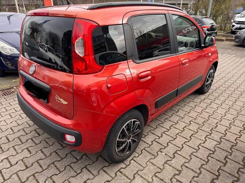 Gebraucht Fiat Panda Lounge 86 PS (63 kW) 2012 Rot Kleinwagen