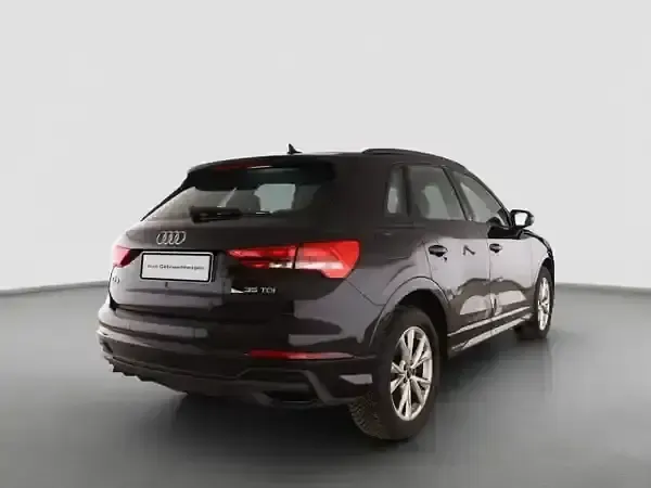 Second-hand Audi Q3 S-Line 150 CP (110 kW) 2025 Negru SUV