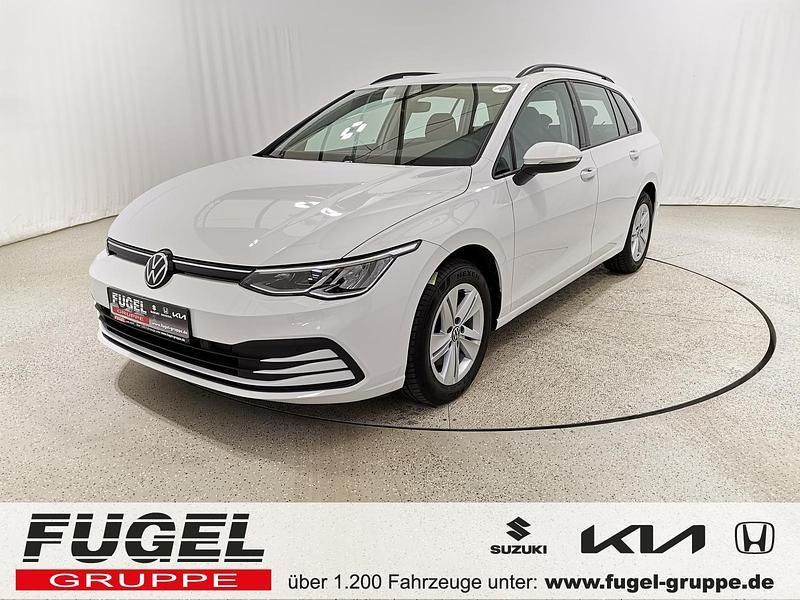 Pure white Gebraucht 2022 VW Golf VIII Life Kombi | 21.968 € (Guter Preis) - Bild 1/4