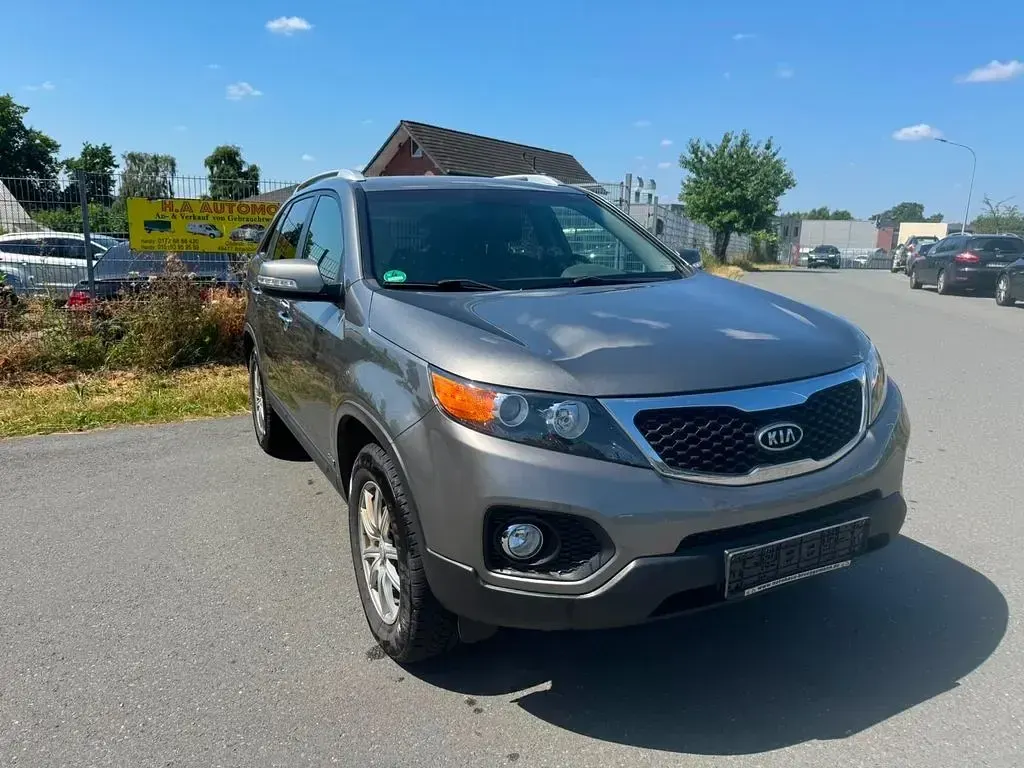 Gebraucht Kia Sorento Vision 197 PS (144 kW) 2011 Silber SUV