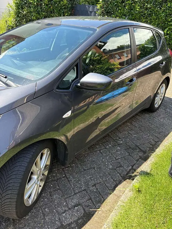 Gebraucht Kia Ceed Edition 7 135 PS (99 kW) 2012 Grau Kleinwagen
