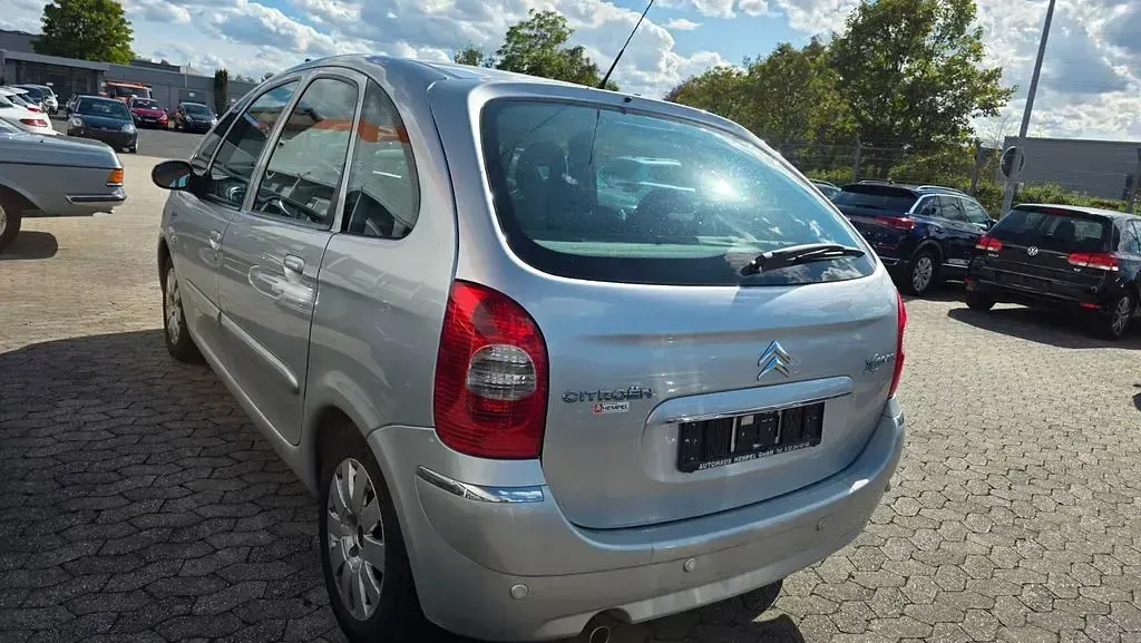 Gebraucht Citroën Xsara Picasso Exclusive 109 PS (80 kW) 2006 Grau Van / Kleinbus