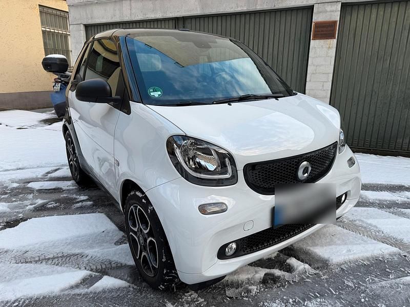 Gebraucht 2019 Smart ForTwo Cabrio Cabrio | 18.000 € (Fairer Preis) - Bild 1/4