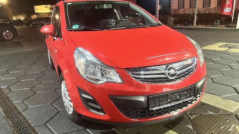 Magma rot (b) Gebraucht 2013 Opel Corsa Selection Kleinwagen | 3.590 € (Fairer Preis) - Bild 1/4