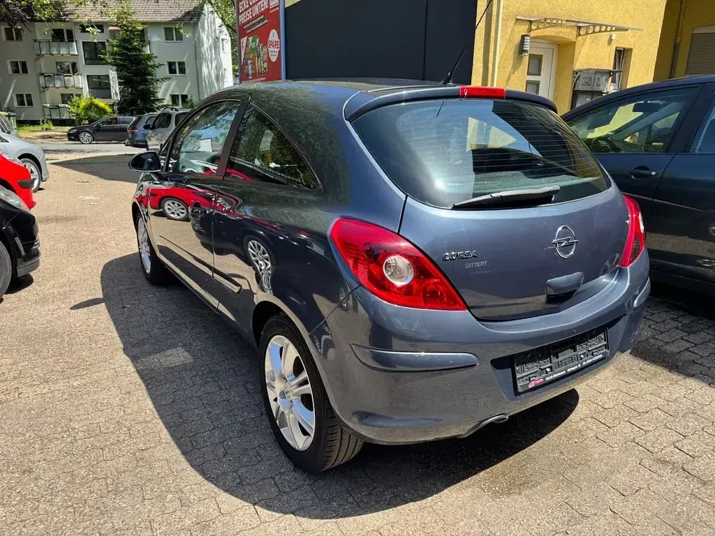 Gebraucht Opel Corsa Cosmo 90 PS (66 kW) 2007 Violett Kleinwagen