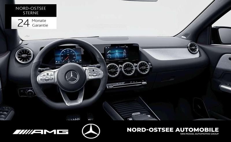 Gebraucht Mercedes GLA200 AMG 150 PS (110 kW) 2021 Metalliclack kosmosschwarz SUV