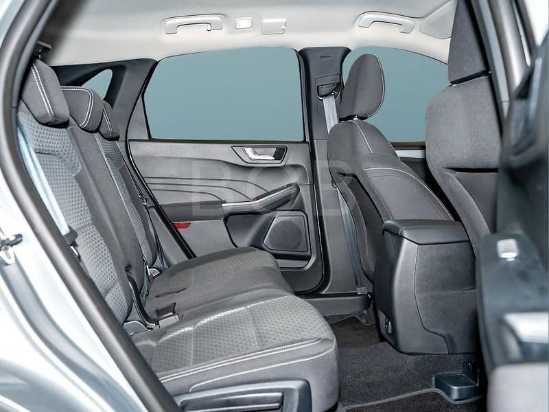 Gebraucht Ford Kuga 150 PS (110 kW) 2024 Silber SUV