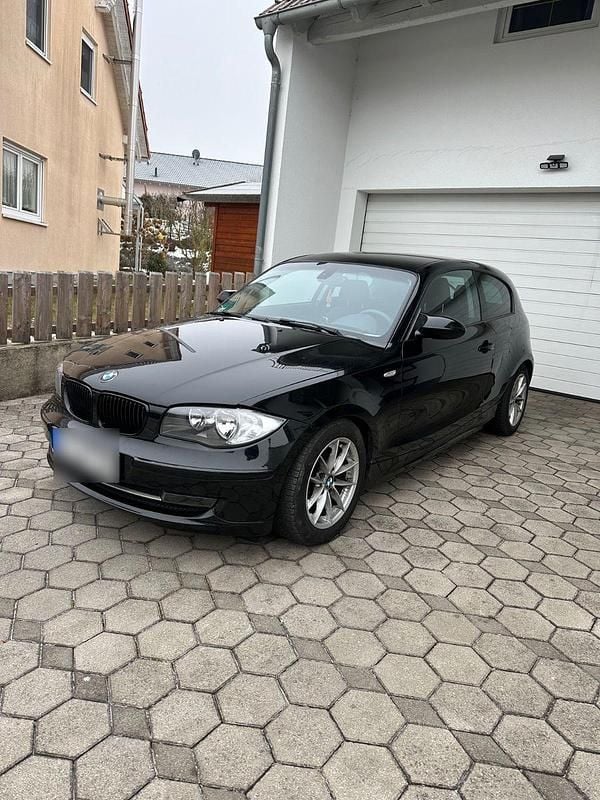 Schwarz Gebraucht 2008 BMW 118 Coupé Coupé | 2.200 € (Superpreis) - Bild 1/4