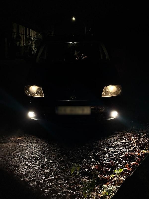 Andere farben Gebraucht 2006 VW Touran Van / Kleinbus | 1.650 € (Superpreis) - Bild 1/4