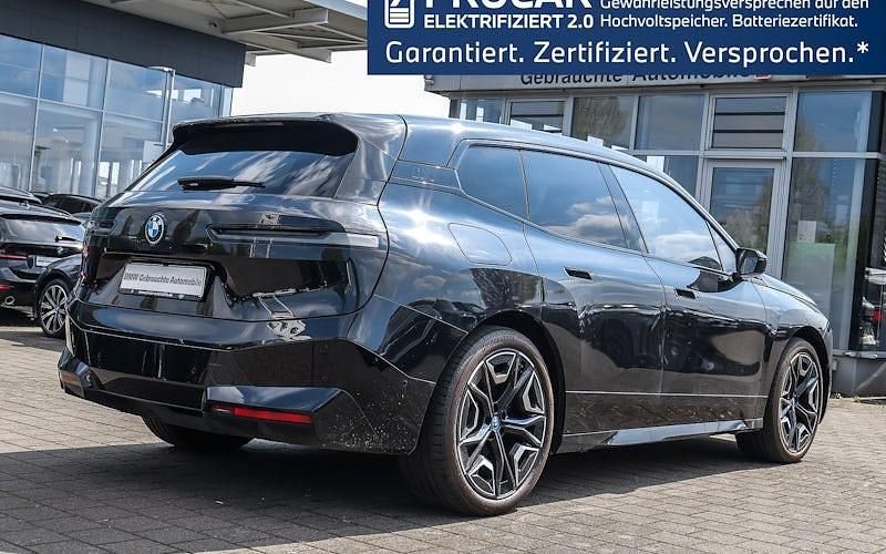 Gebraucht BMW iX M Sport 384 kW (523 PS) 2023 Schwarz SUV