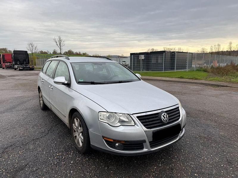 Gebraucht VW Passat Trendline 140 PS (102 kW) 2006 Silber Kombi